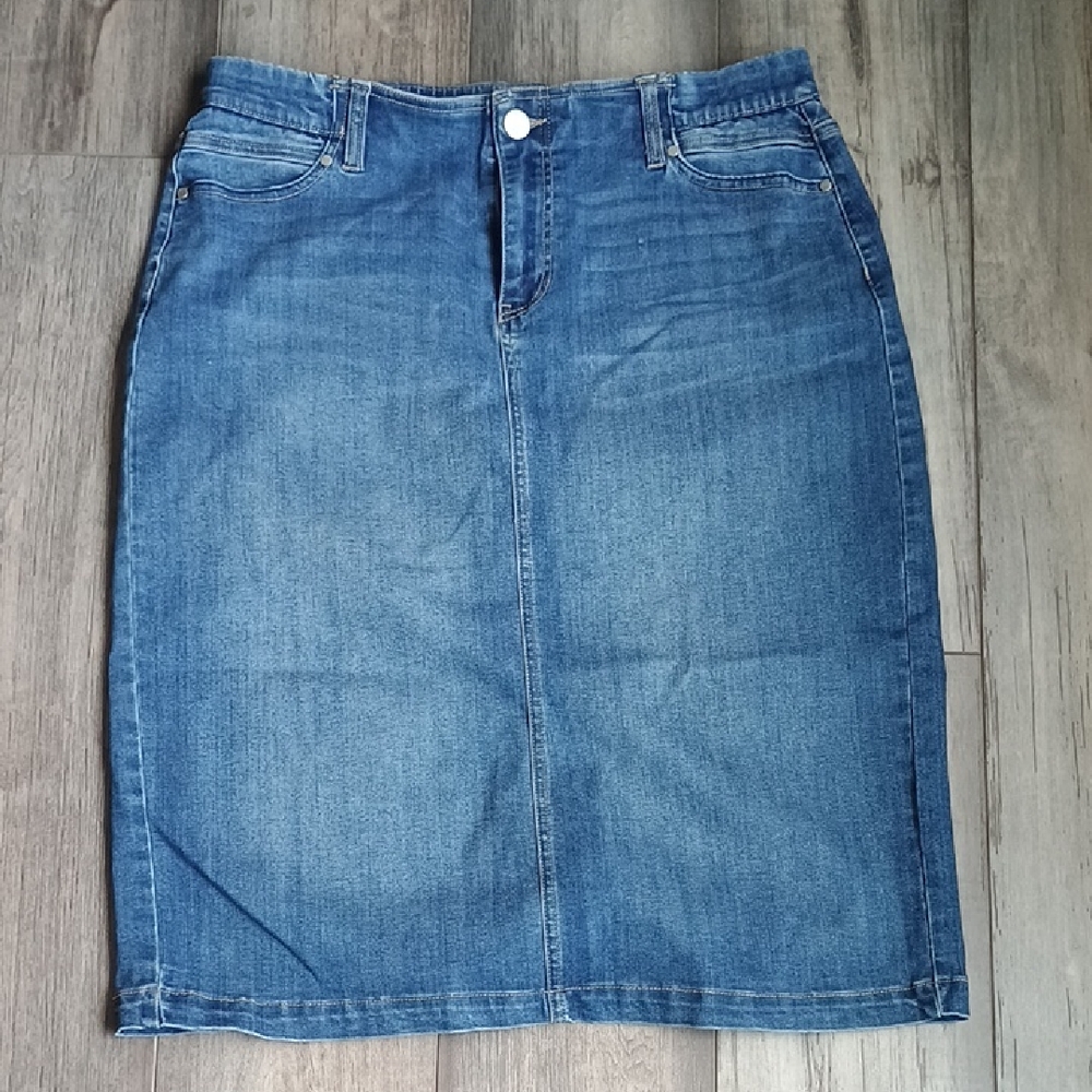 Classic Blue Denim Pencil Skirt